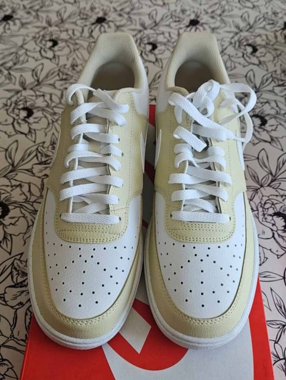 Men's Nike in Cream and White - Classic Casual Style 11